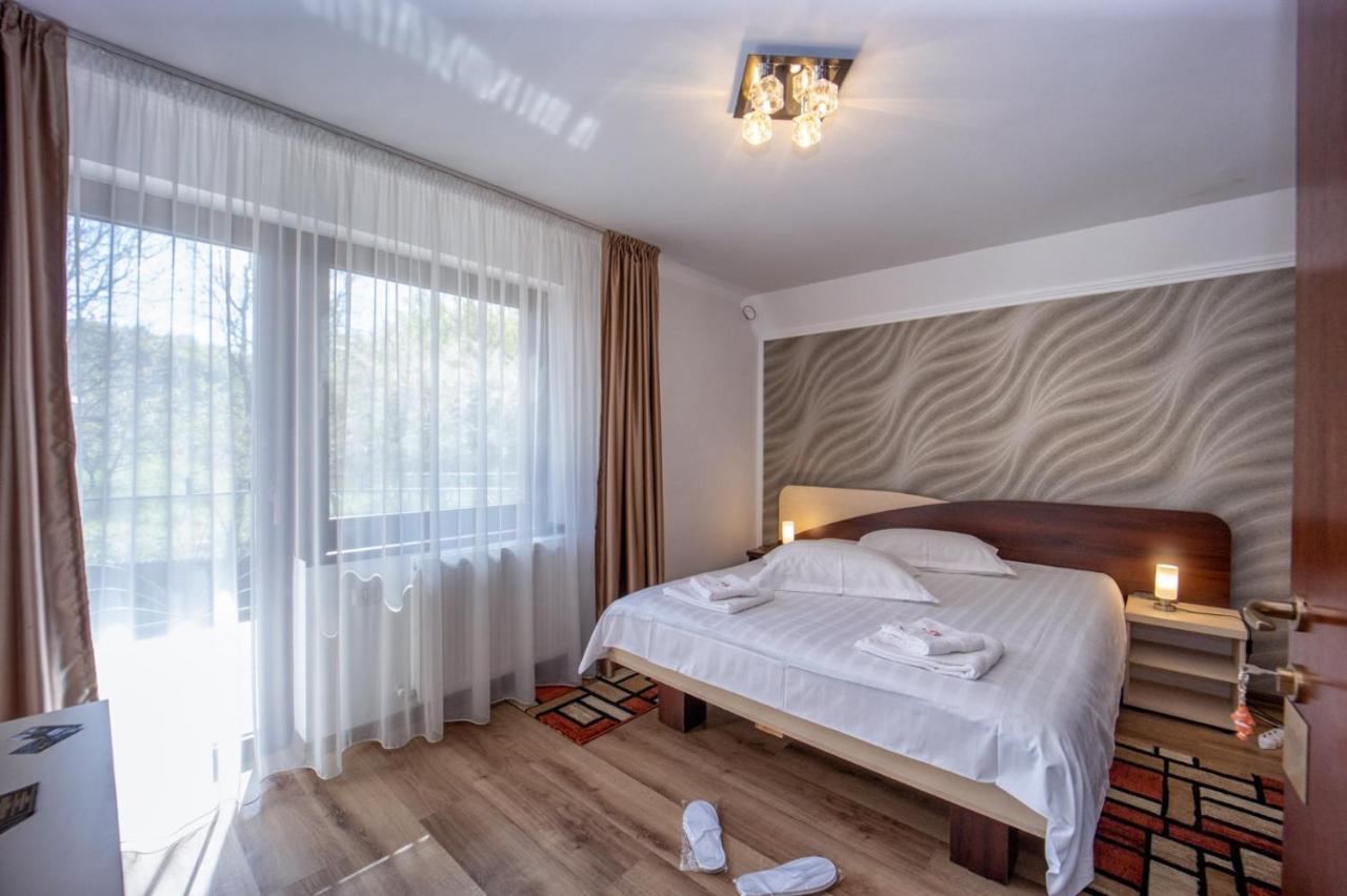 Amedeia Hotel Bran  Ngoại thất bức ảnh